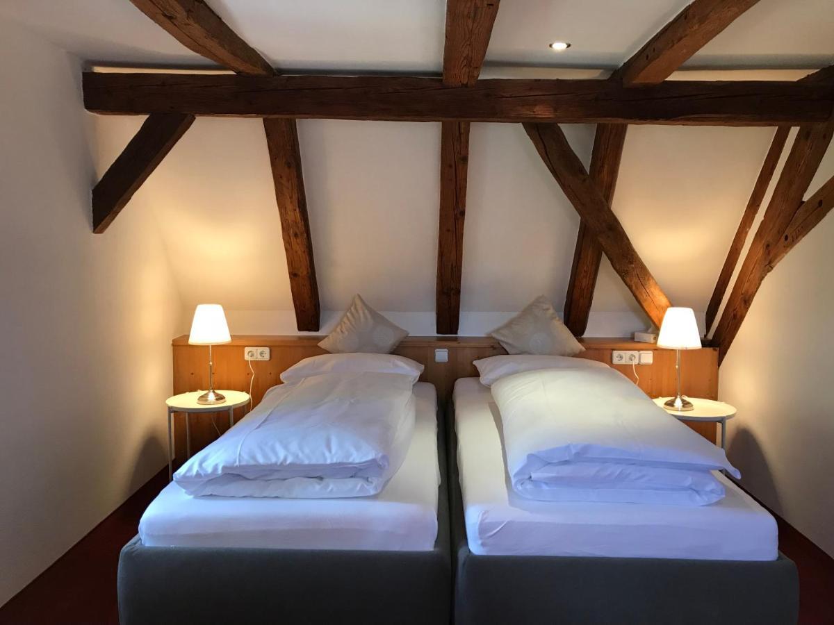 Hotel Hohe Schule Bad Überkingen Стая снимка