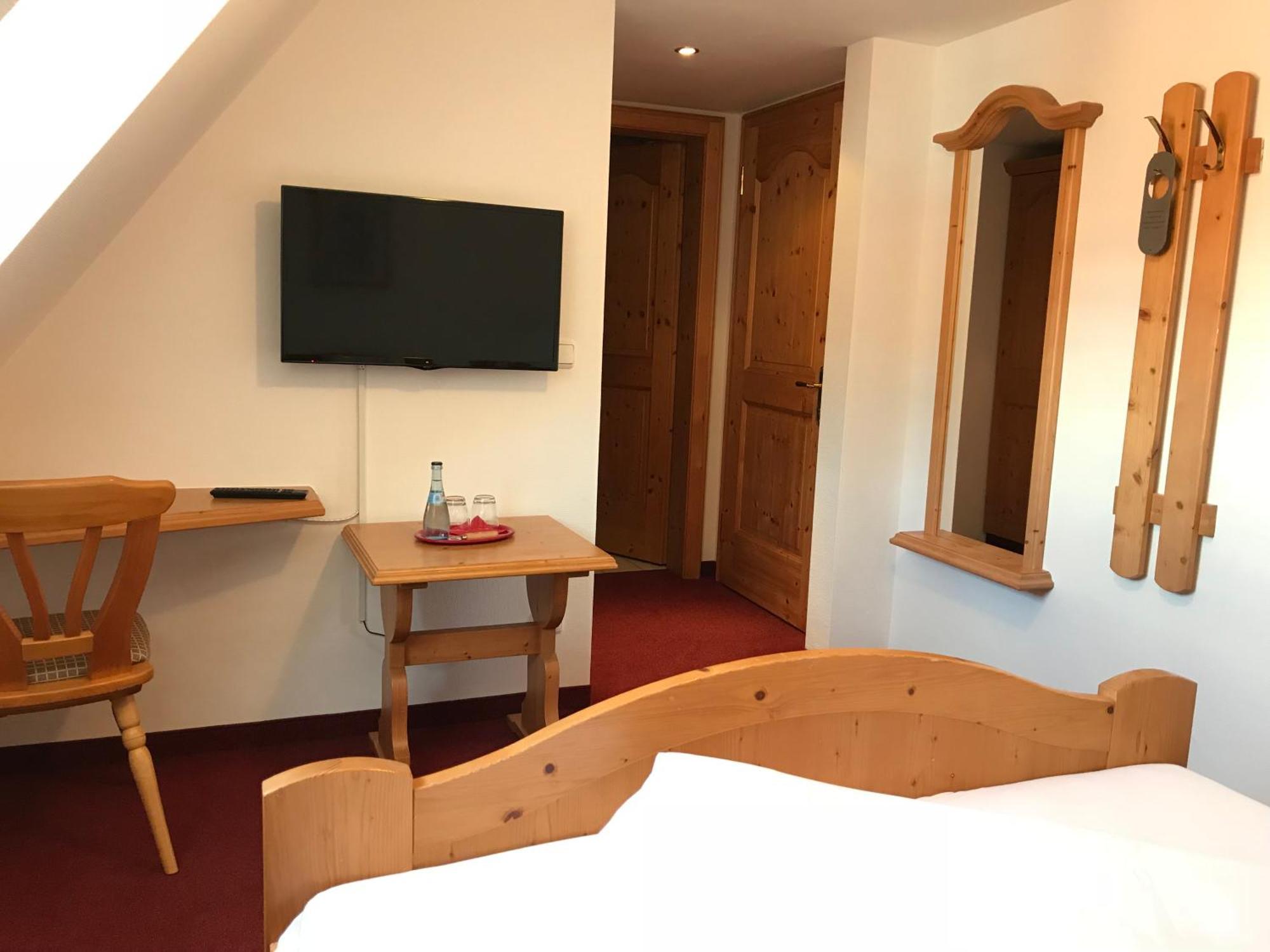 Hotel Hohe Schule Bad Überkingen Стая снимка