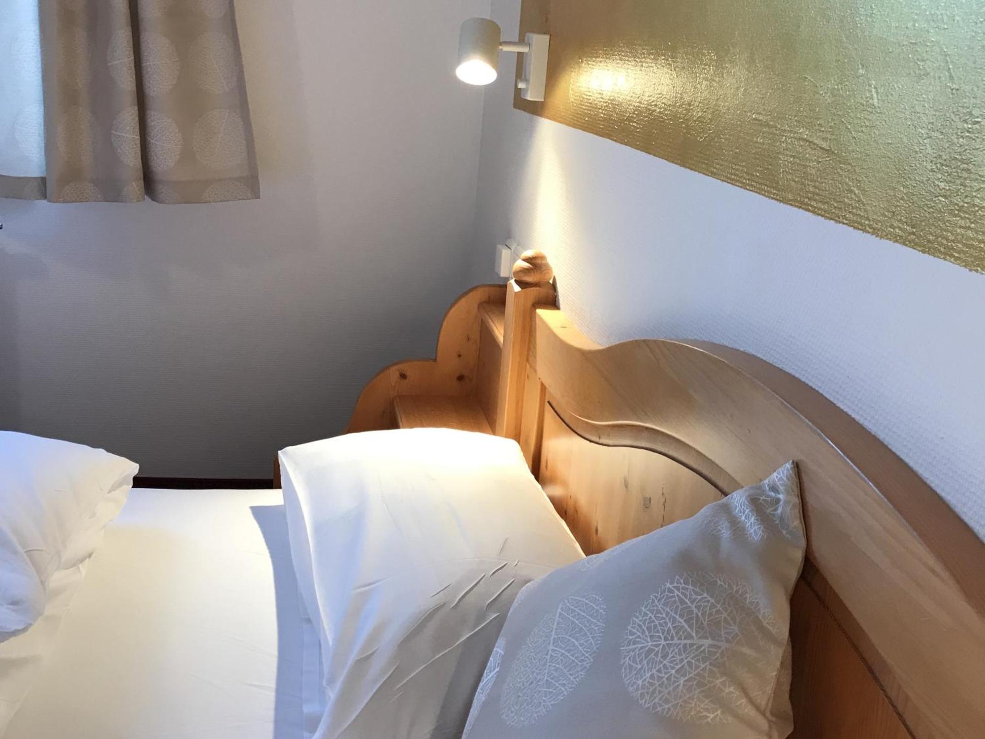 Hotel Hohe Schule Bad Überkingen Стая снимка